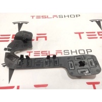 Кронштейн крепления фары противотуманной левой Tesla Model 3 2018 1089447-00-B