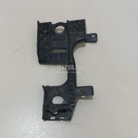 Кронштейн фар левый Land Rover Discovery III (2004 - 2009) XBU500050