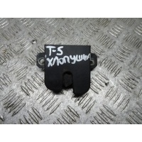 Замок багажника Volkswagen Transporter 2006 7e5827505a