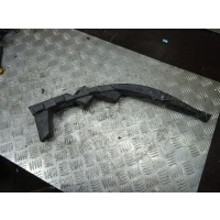 Кронштейн крепления бампера Volkswagen Passat 1999 3b0807050a