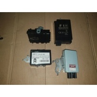 Блок насосы топлива 89570 - 12390 corolla e16 1.6