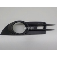 Решетка на противотуманную фару VAG Touran (2003 - 2010) 1T08539499B9