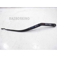 Поводок стеклоочистителя передний Toyota Camry XV40 2006-2011 8522133260
