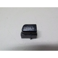 Кнопка обогрева заднего стекла Mitsubishi Lancer (CS/Classic) (2003 - 2008) MR500929