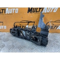 Кронштейн замка двери Перед. Mercedes E-Classe W213 2018 a2137230400