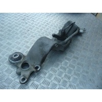 Лапа опора кпп manual 8e0399115j a4b6