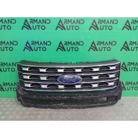 решетка радиатора Ford Explorer 5 U502 2015-2017 FB5Z8200AD, fb538150abw