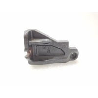 Кронштейн двигателя Mazda 3 PE0740081A