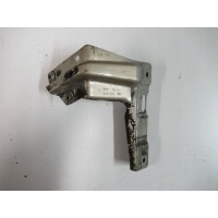 Volkswagen гольф iv крепление крыла правая 1j0821136