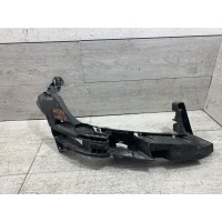 Кронштейн фары правый Mercedes X166 GLS 2015- A1666200691
