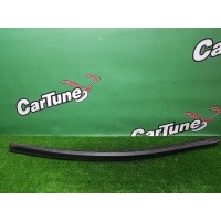 Уплотнитель капота AUDI A4 B8 2008 8t0823723