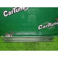 Молдинги стекол Volvo V60 2012 31391784, 31391785, 30799427, 30799428