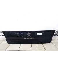 Накладка крышки багажника Peugeot 308 2 L3_ Рестайлинг 2017-2021 9670813480