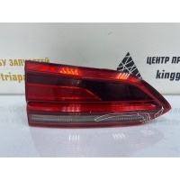 фонарь внутренний Volkswagen Touareg 3 CR7 2018-2022 760945093