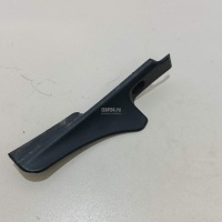 Накладка лобового стекла левая Renault Sandero (2009 - 2014) 8200763640