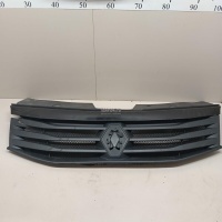 Решетка радиатора Renault Sandero (2009 - 2014) 8200798524