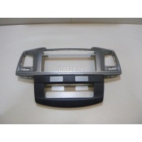 Накладка декоративная Toyota Hilux (2005 - 2015) 554130K051C0