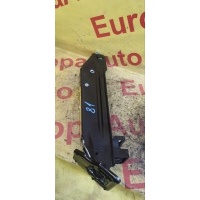 Домкрат Audi Q5 8RB 2009 8R0011031