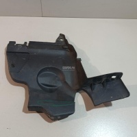Пыльник двигателя боковой правый Renault Duster 2012 638302834R