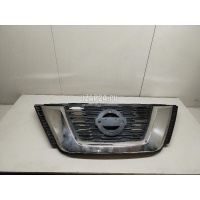 Решетка радиатора Nissan X-Trail (T32) 2014 62310HZ30A