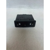 Панель разъем usb aux renault талисман оригинал fv