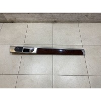 Накладка двери передней правой Volkswagen Touareg I рестайлинг (2006—2010) 2008 7L6867068N 7U7, 7L6853072B 5U4