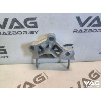 Кронштейн Audi A8 D4 (S8) 2012 4H0857022A