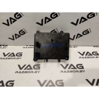 Пластик Audi A8 D3 (S8) 2005 4E1863996A