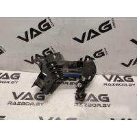 Кронштейн Volkswagen Passat B6 2007 3C0971615