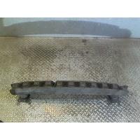 Усилитель бампера перед. Volkswagen Touran 2003-2006 2006 1T0807109B