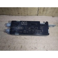 Усилитель антенны Audi A6 C6 2006 4F9035225P
