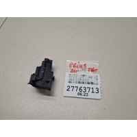 Уплотнитель стекла передней левой двери Toyota Prius W50 2015- 6815147062