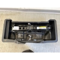 Audi a4 b9 a5 f5 домкрат подъёмник 8w0011031b