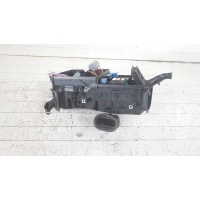 Корпус предохранителей 284b51057r renault espace v