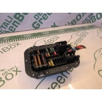 Блок предохранителей Mercedes C W205 2017 A2225403150
