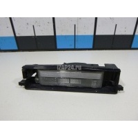 Фонарь подсветки номера Toyota RAV 4 (2000 - 2005) 8127142050