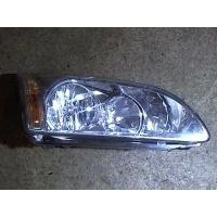 Фара (передняя) правая Ford Focus 2 2005-2008 2006 1480980