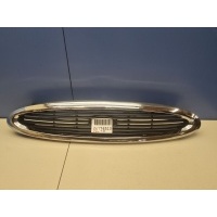 Решетка радиатора Ford Mondeo 2 1994-2001 1054612