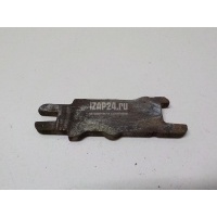 Планка упорная барабанных колодок Mitsubishi Pajero/Montero IV (V8, V9) (2007 - 2021) 4800A065