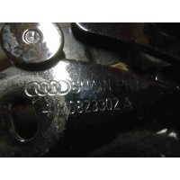 Петля капота Audi Q7 2020 4M0823302A