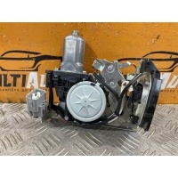 Замок крышки багажника Toyota Land Cruiser 200 2015-2021 6939060061
