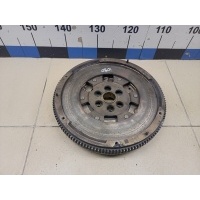 Маховик VW Tiguan 2007-2011 06F105266J