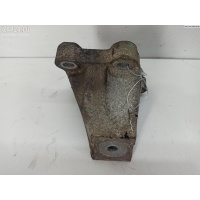 Кронштейн двигателя опорный L Audi A6 C6 (2004-2011) 2007 4F0199307AA