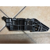 suzuki oe 71731 - 79j00 каретка бампера правая передняя