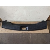 Накладка внутренняя на заднюю панель кузова Renault Laguna 1 1998 7700838954