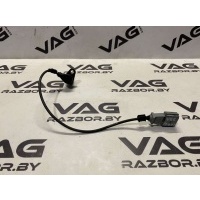 Датчик коленвала Volkswagen Touareg 1 2008 021906433E