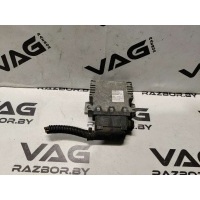Реле бензонасоса Audi A8 D3 (S8) 2007 4E0906093B