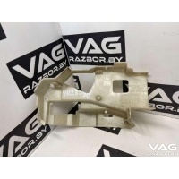 Пластик Volkswagen Touareg 1 2007 7L0839089