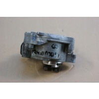 Citroen peugeot 1.6 bluehdi насос vacum 9804021880