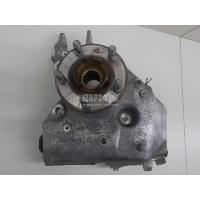 Кулак поворотный задний правый Land Rover Discovery Sport 2014 LR076249